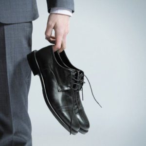 Что делать, если ботинки скрипят при ходьбе: причины скрипа, советы.
