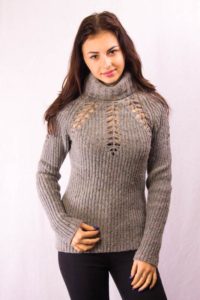 женский шерстяной свитер