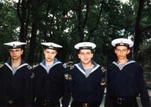 почему моряки носят бескозырки
