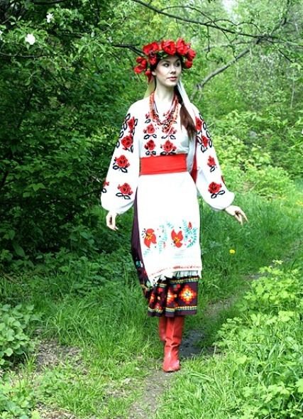 женский украинский костюм
