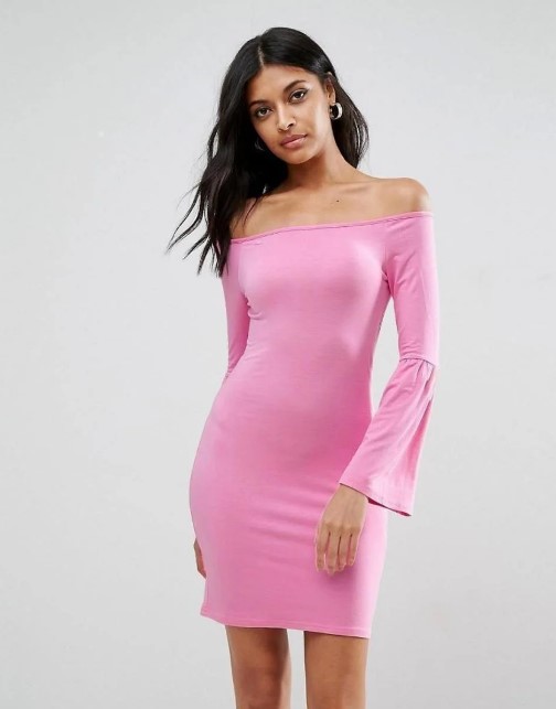 Выкройка розовое платье с открытыми плечами