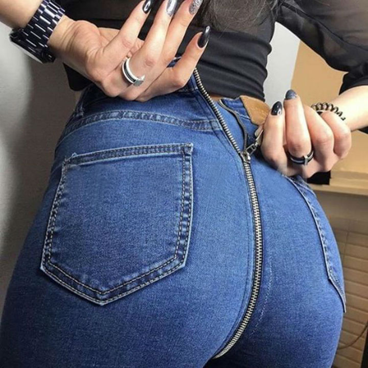 Женские джинсы с молнией сзади