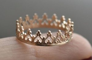 кольцо корона