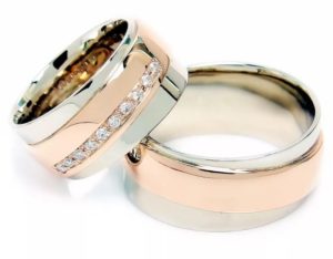кольцо обручальное с бриллиантами