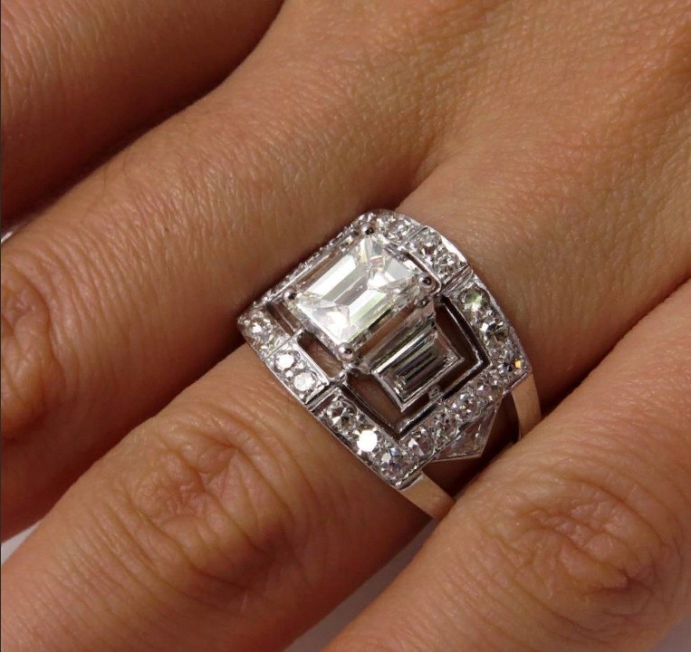 кольцо с бриллиантами
