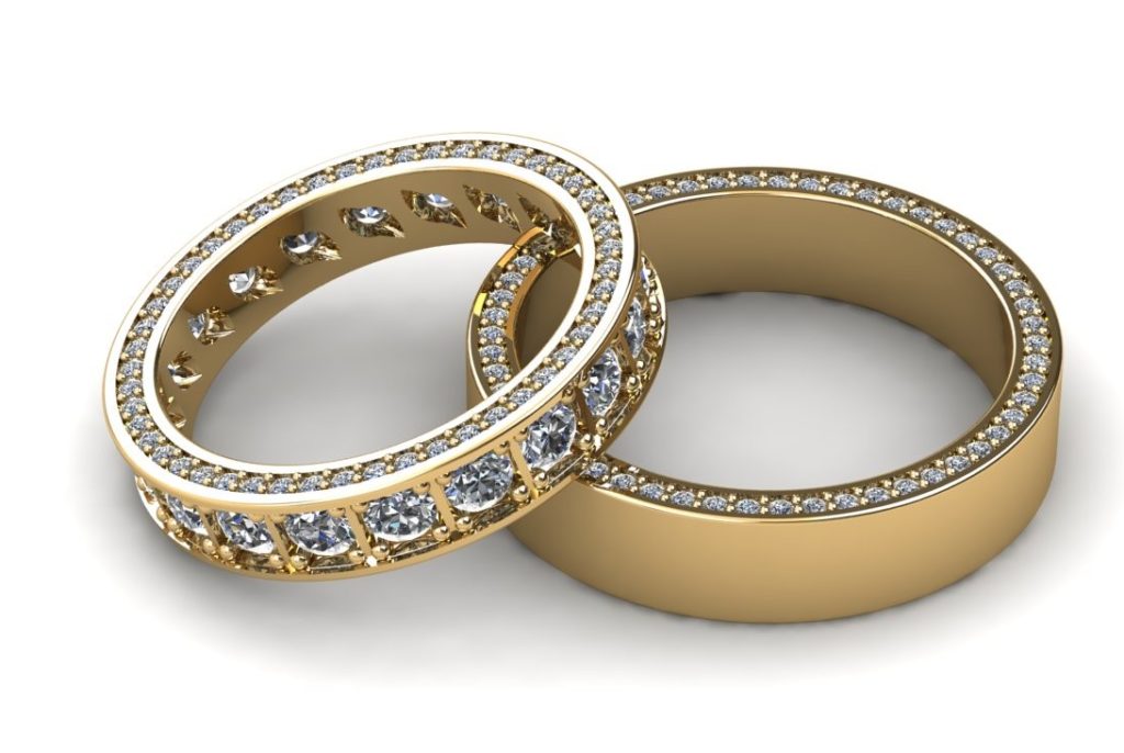 Обручальные кольца: одинаковые или нет?