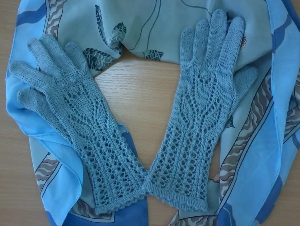 перчатки ажурные спицами 5
