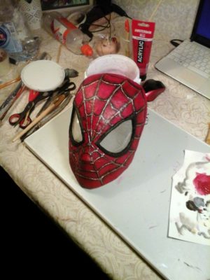 Как сделать костюм человека паука