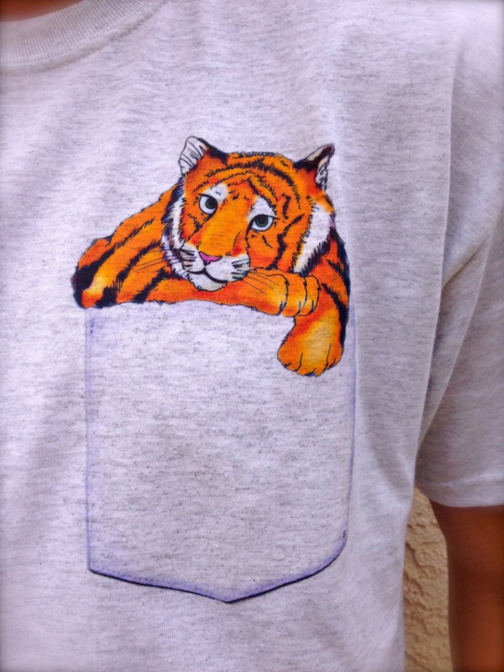 тигр на футболке
